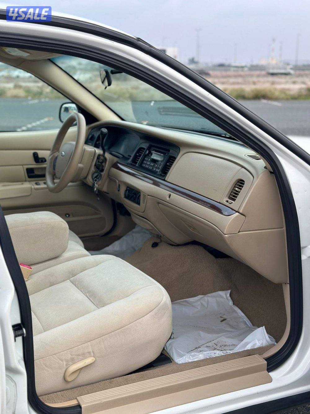 فورد - فكتوريا موديل 2011 عداد 200 🔥6