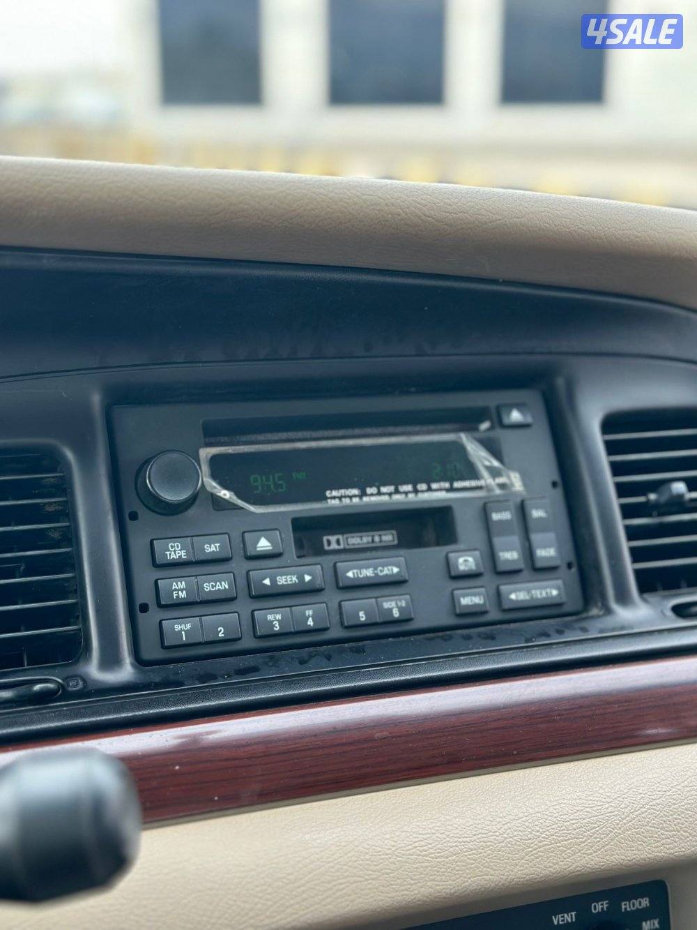 فورد - فكتوريا موديل 2011 عداد 200 🔥8