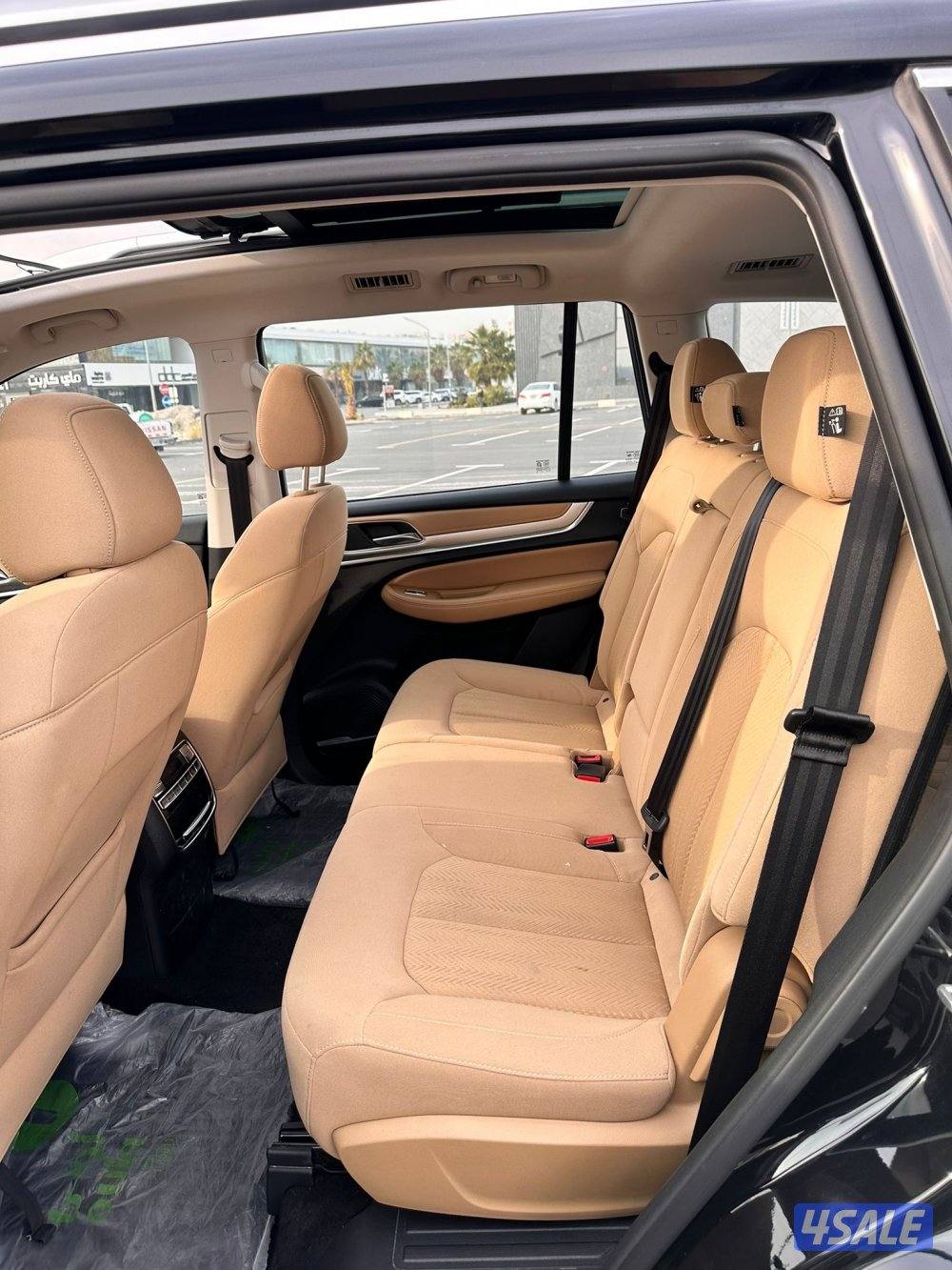 ام جي ار اكس 8 20215