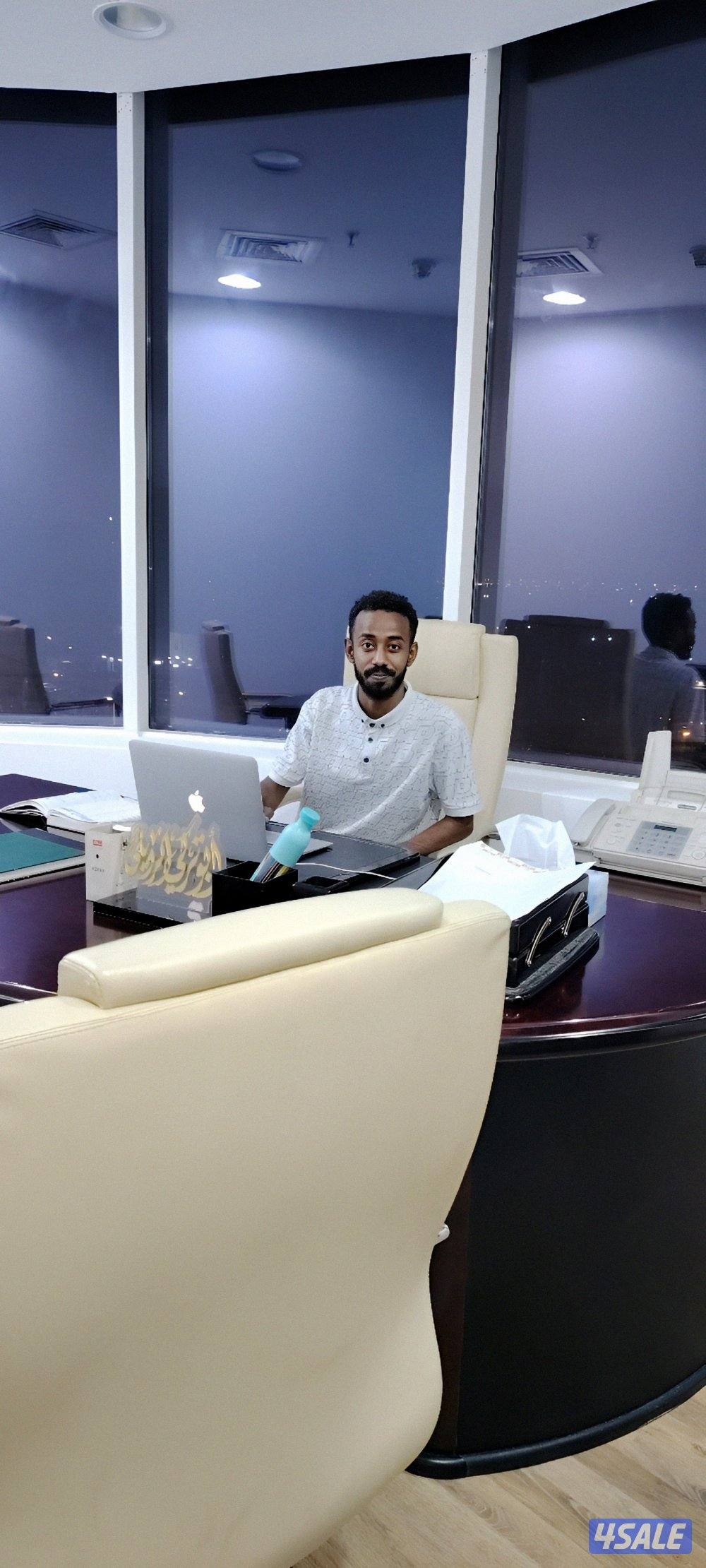 أنا سوداني الجنسية أبحث عن وظيفه محاسب أو مدخل بيانات أو إداره مكتبيه0