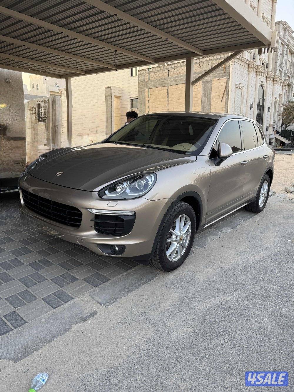 للبيع بورش كاين موديل 2016.0
