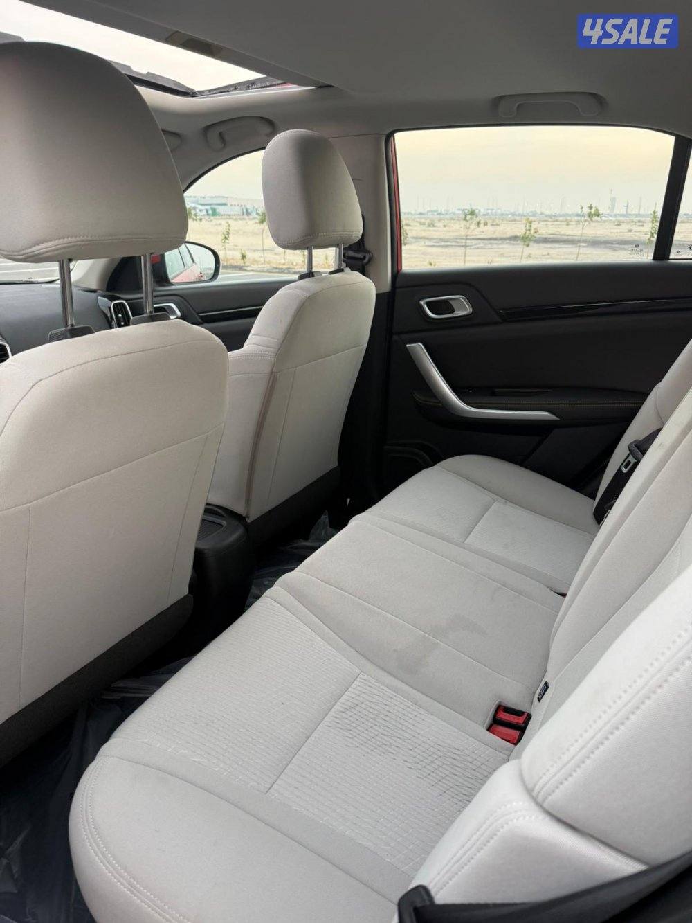 دي اف ام AX4 موديل 2020 احمر عداد ٤٩ الف بحاله الوكالة6