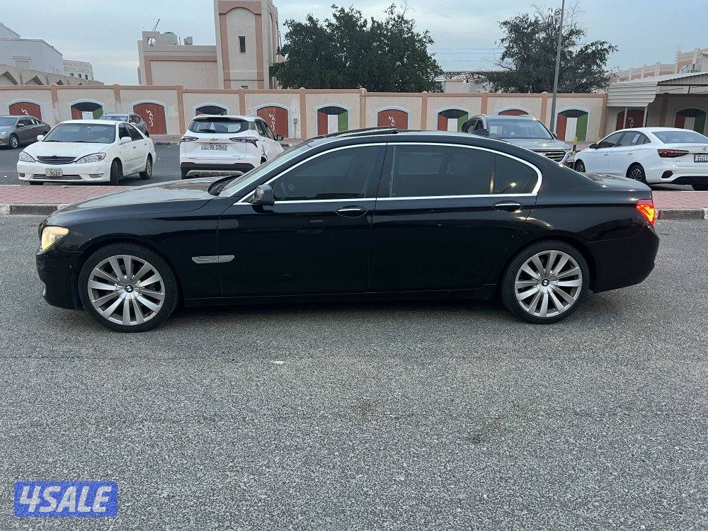 للبيع بي ام الفئه السابعه1