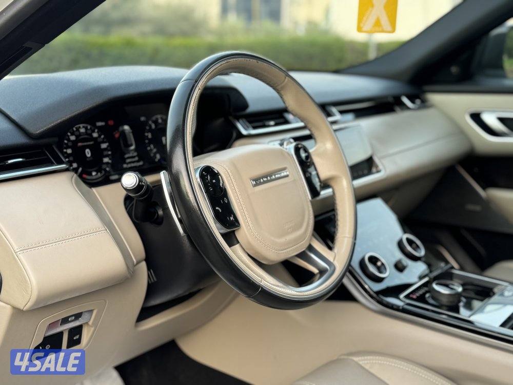 لاندروفر فيلار R DYNAMIC P300 موديل 201813