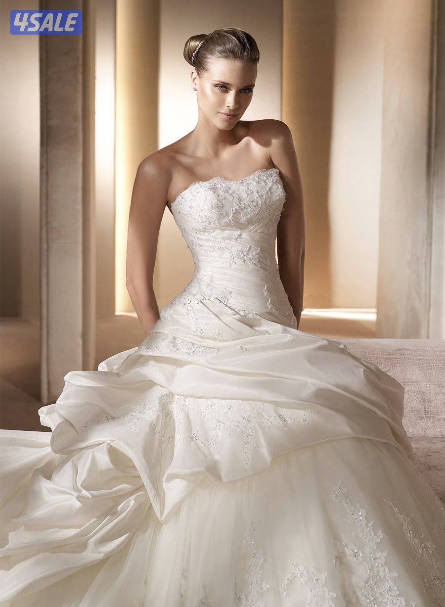 Pronovias wedding dress0