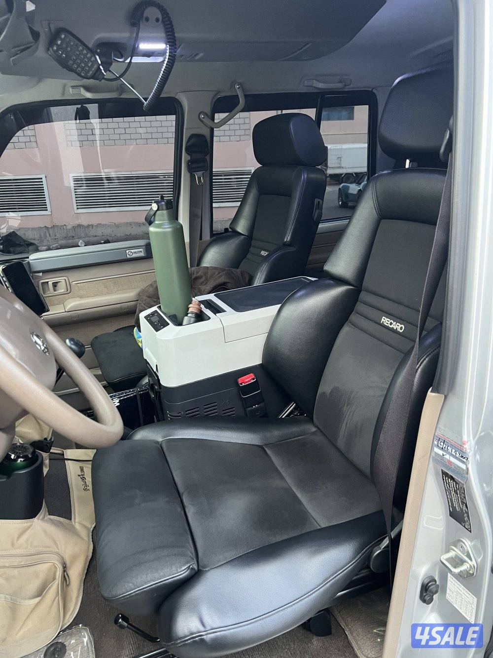 للبيع جيب نص10