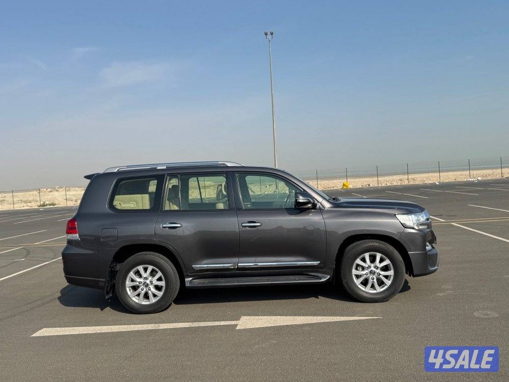 لاند كروزر 20181