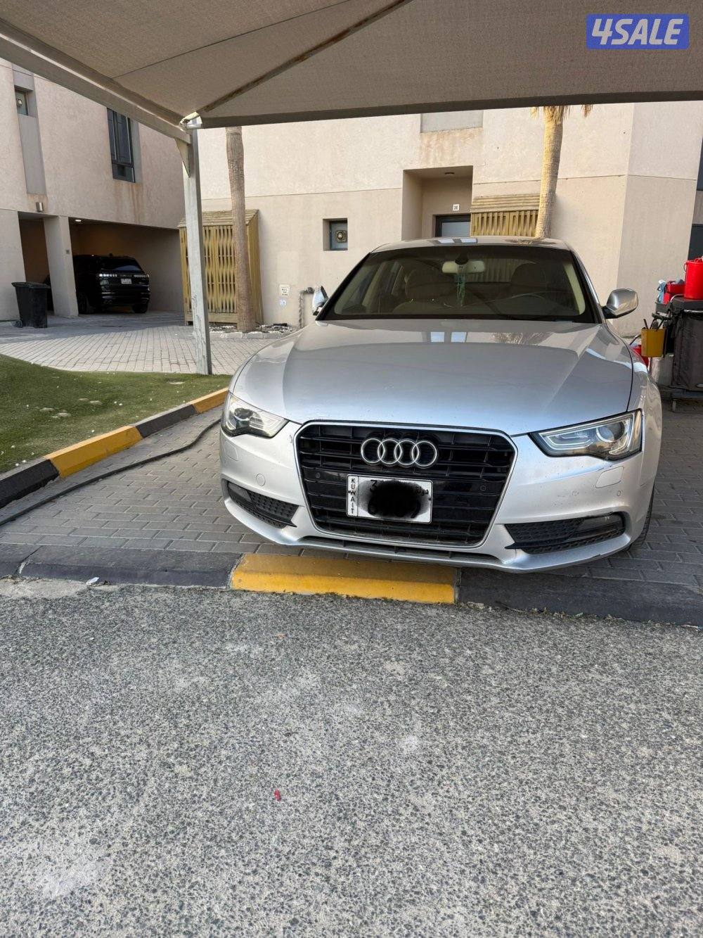 اودي كامل المواصفات بحالة جيده جدا0