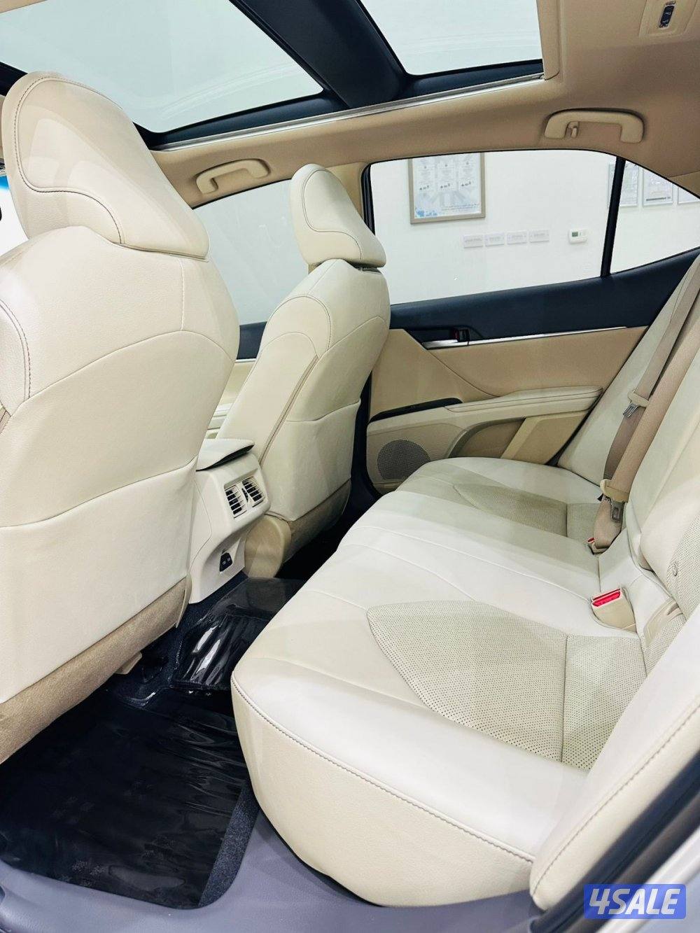 للبيع تويوتا كامري LIMITRD EDITION V6  3.5 موديل 20236