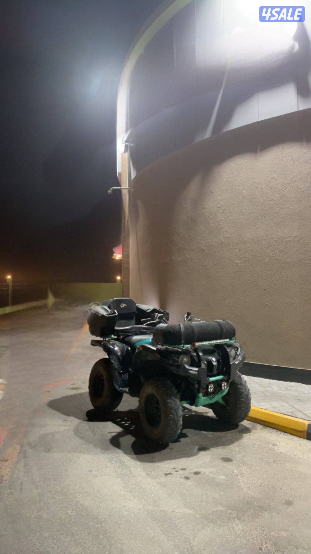 للبيع قرزلي موديل 2012 بحاله جيده وعليه سماعه واريل كلهم جدد0