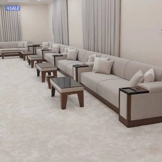 الضجيج مجمع غالرليا بوابة٢او٥محل رقم ١٤بجوار بوخمسين للسجاد3