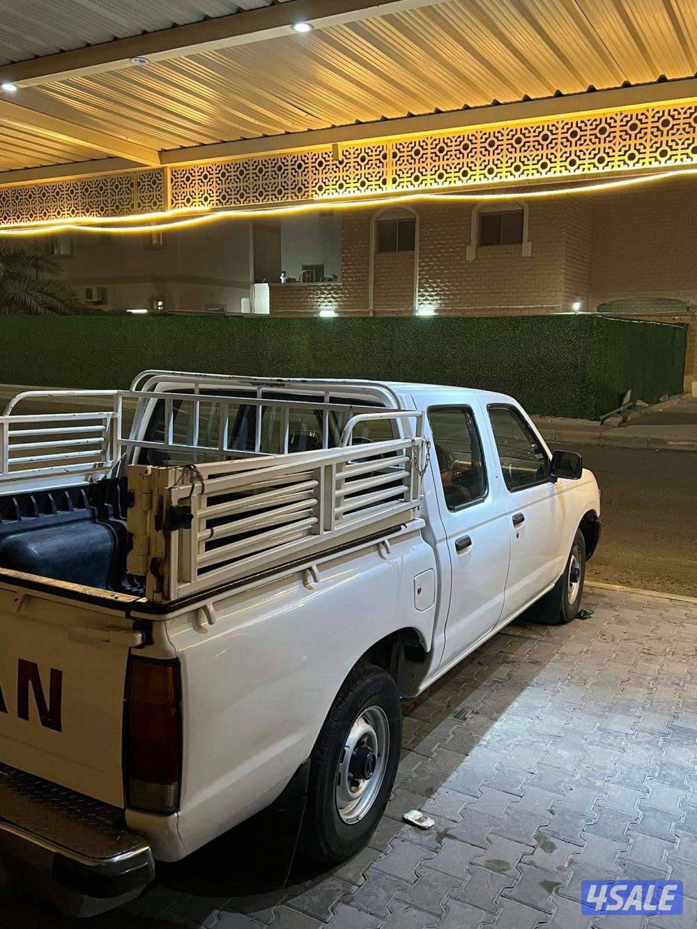 موديل ٢٠٠٠0