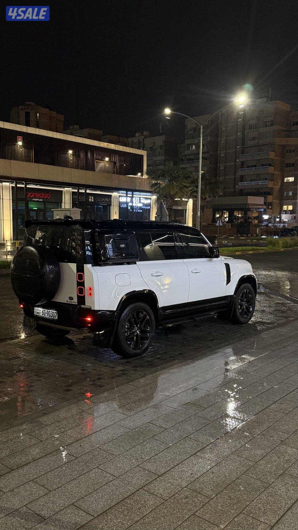 الصندوق والسلم للدفندر استعمال ثلاثه شهور نظيف جداً.1