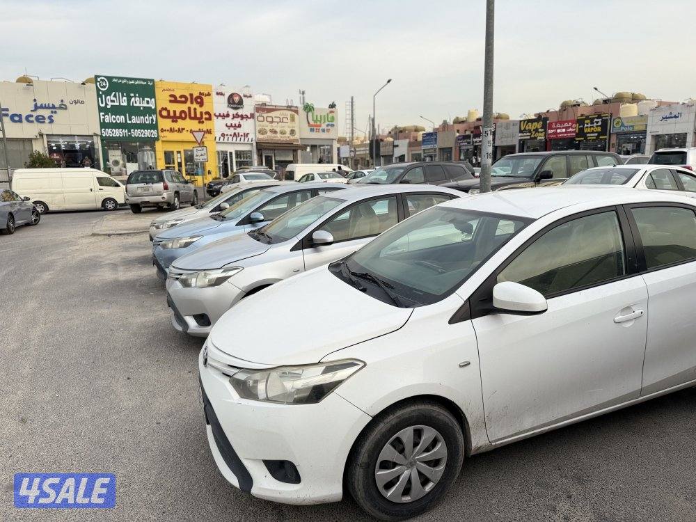 للبيع - تويوتا يارس - موديل 2017 - وارد الساير - حجم المكينه 16002