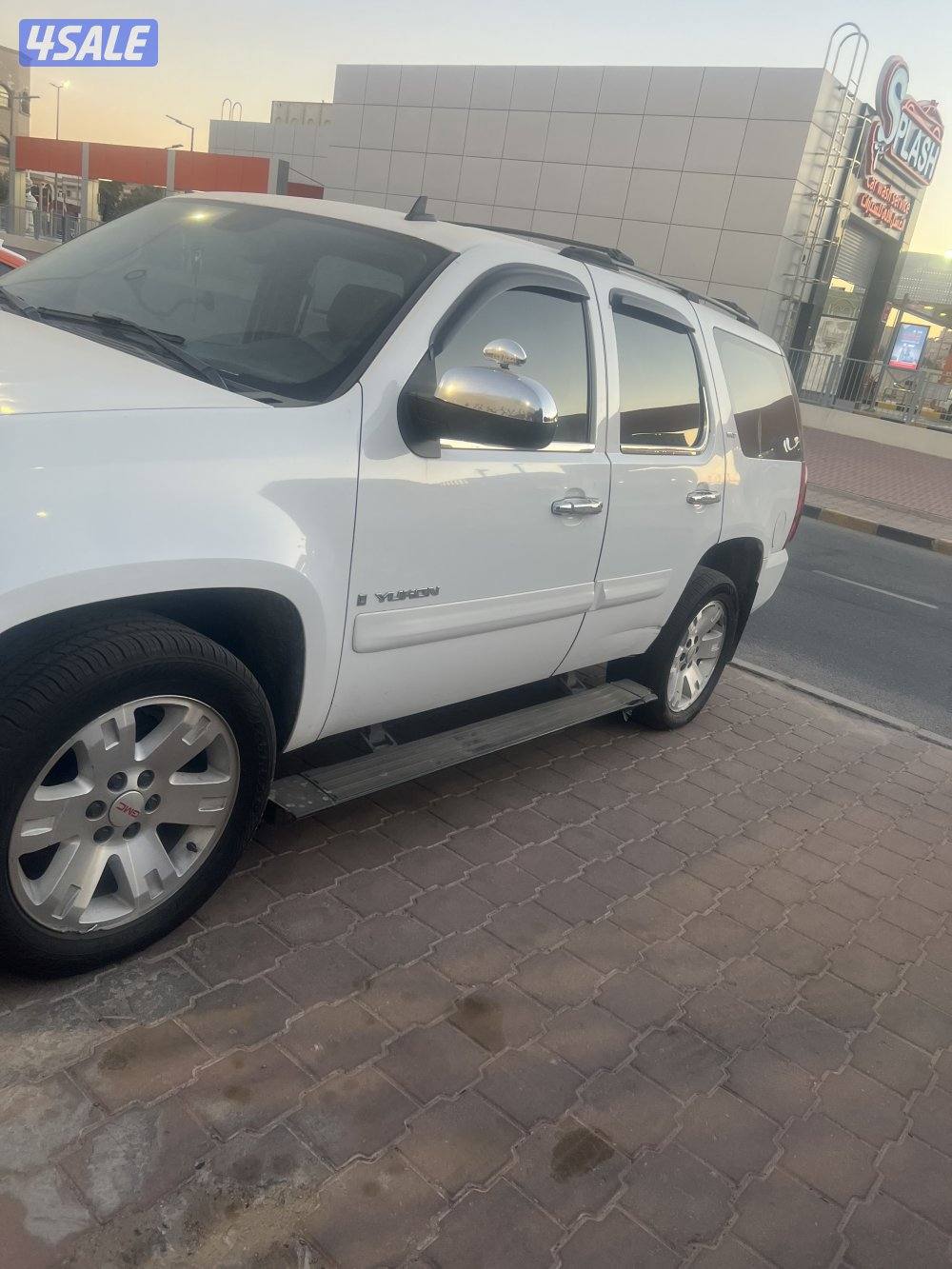 للبيع يوكن 2007 SLT2