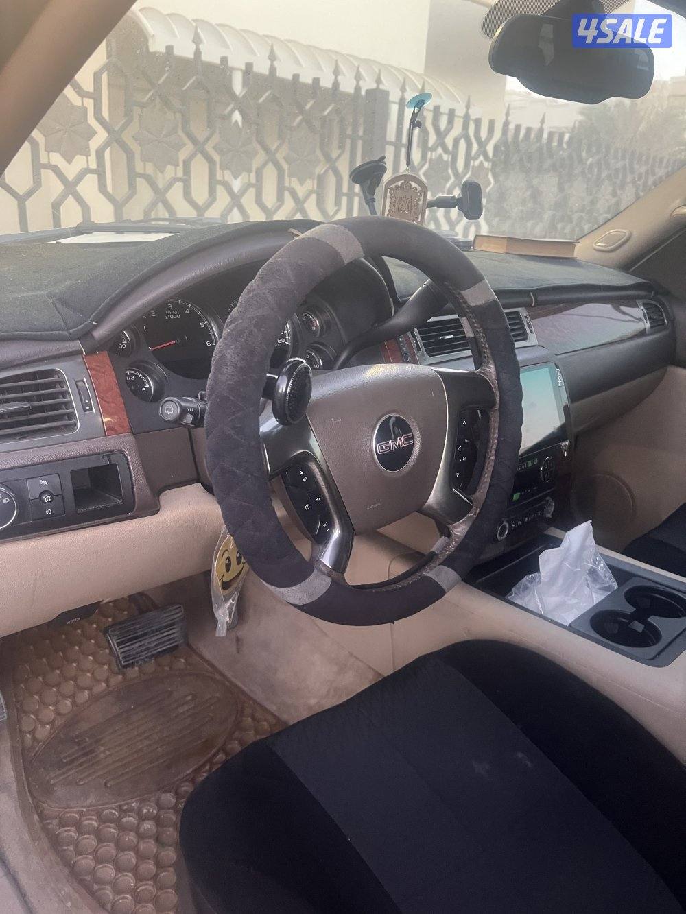 للبيع يوكن 2007 SLT3