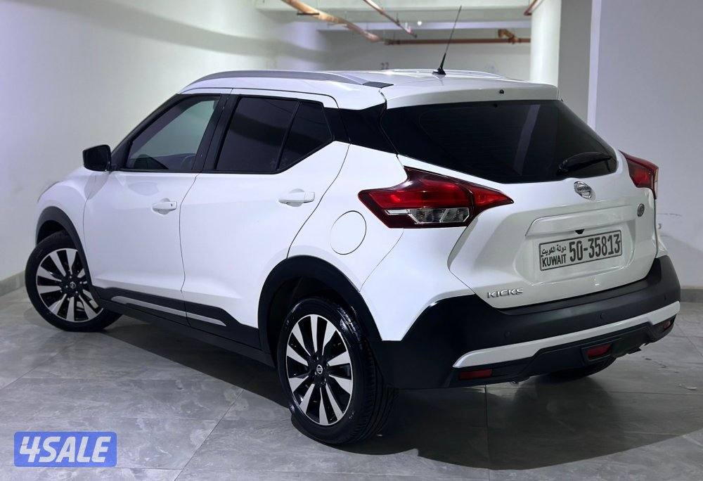 نيسان كيكس 2018 كامله المواصفات صبغ الوكاله بحال الوكاله بالكامل3