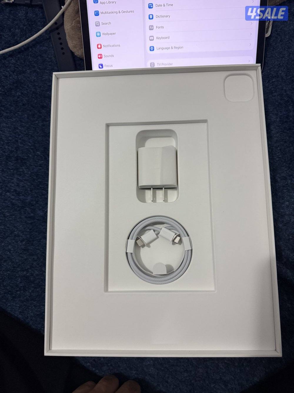 أيباد برو 13 إنش M2 نفس الجديد 256 جيجا4