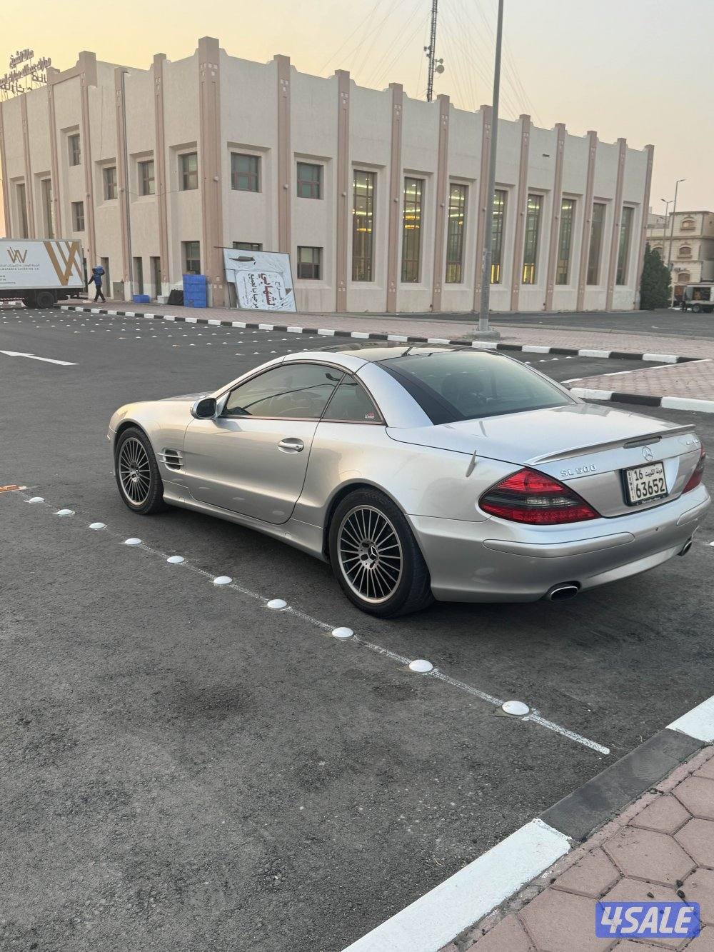 للبيع مرسيدس SL5001