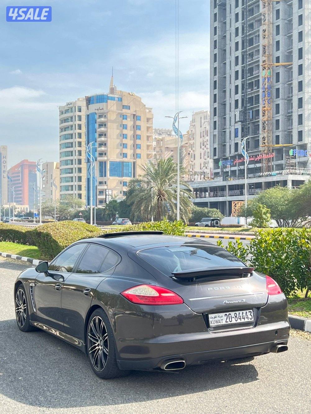 للبيع بورش باناميرا موديل  ٢٠١١ بحالة جيدة3
