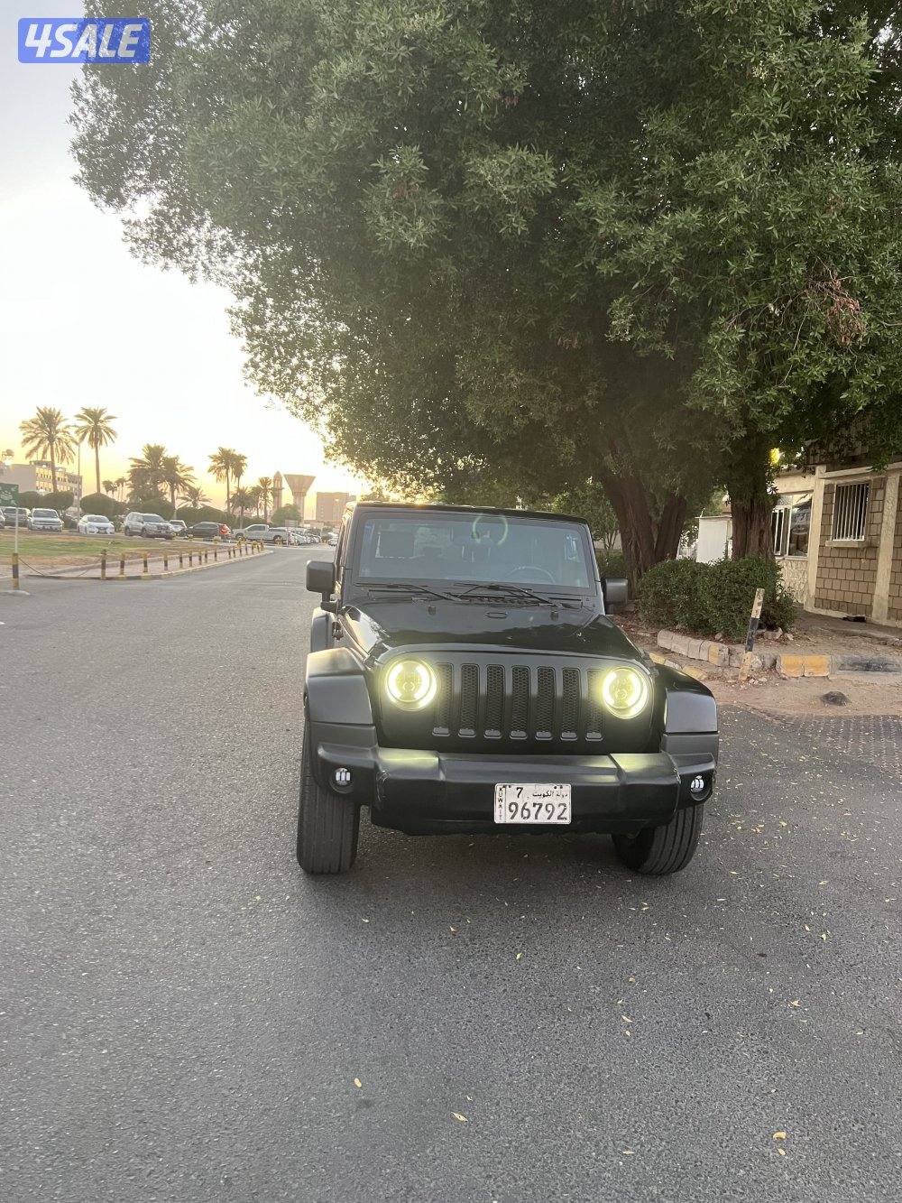 Jeep٢٠١٠4