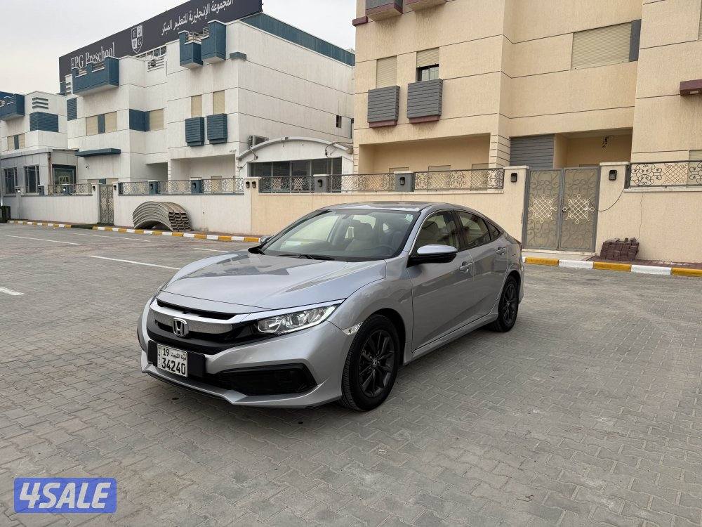 للبيع هوندا سيفيك 32 الف فقط0