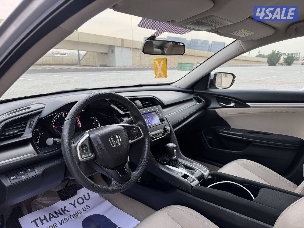 للبيع هوندا سيفيك 32 الف فقط9