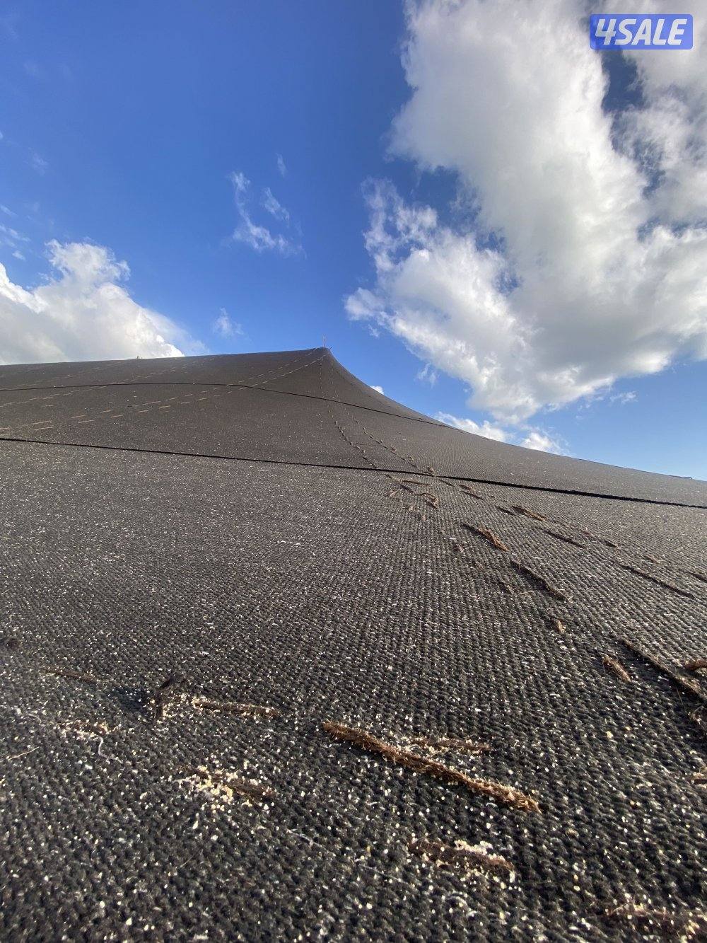 للبيع بيت شعر ٣٠/١٠4