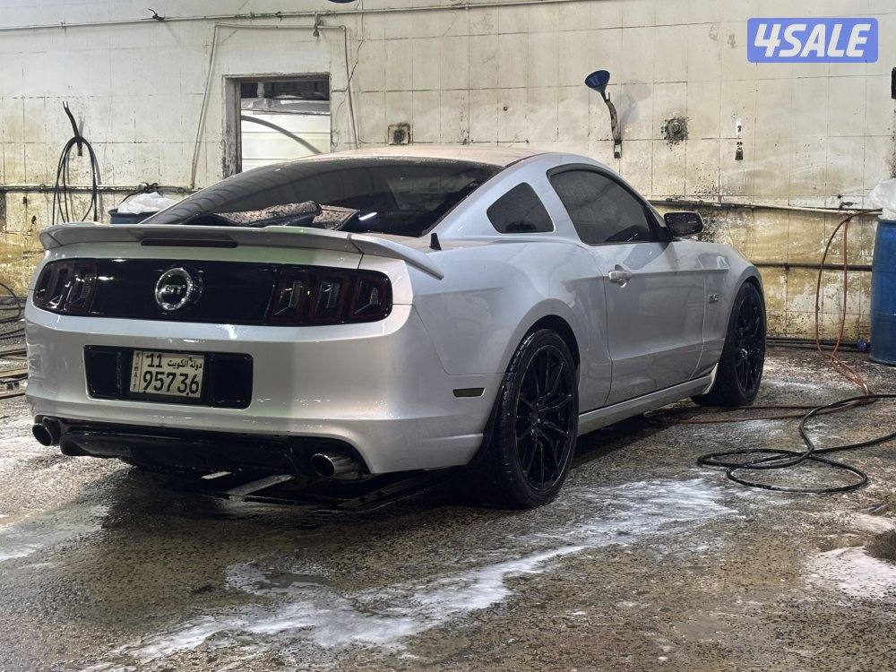 فورد موستنق4