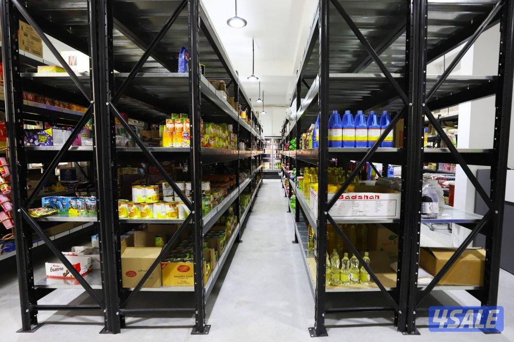 لاغلاق سوق مركزي نعلن عن بيع مجموعة من المعدات المستعملة بحالة جيدة3