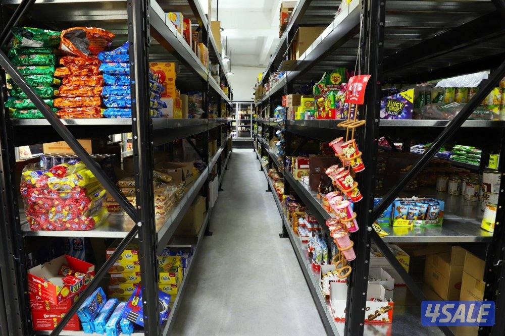 لاغلاق سوق مركزي نعلن عن بيع مجموعة من المعدات المستعملة بحالة جيدة4