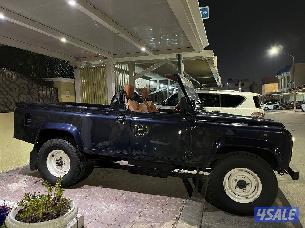 Land Rover Defender3