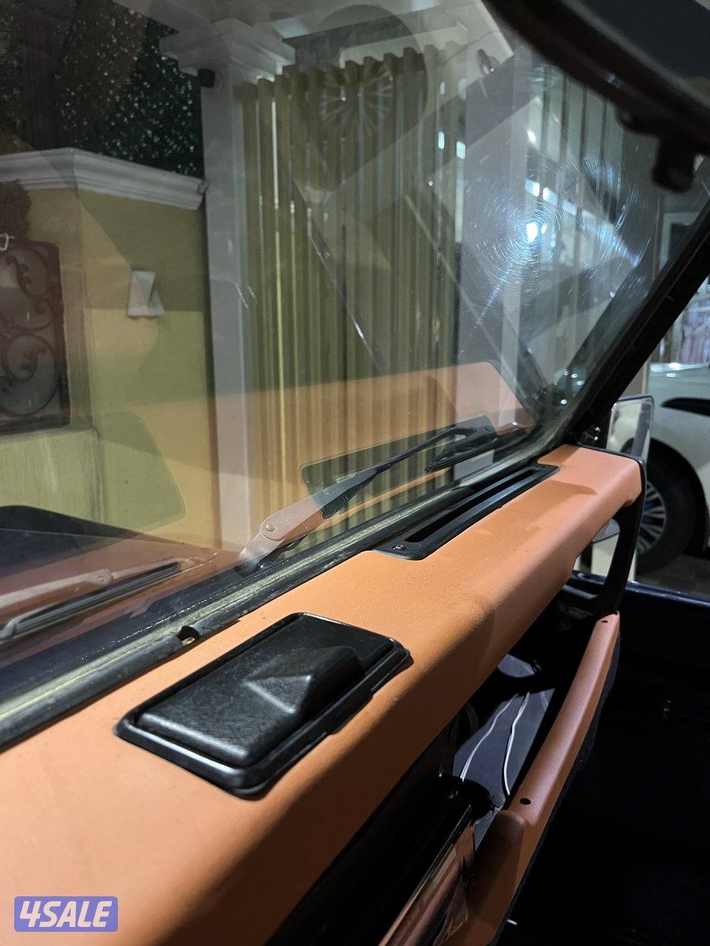 Land Rover Defender14