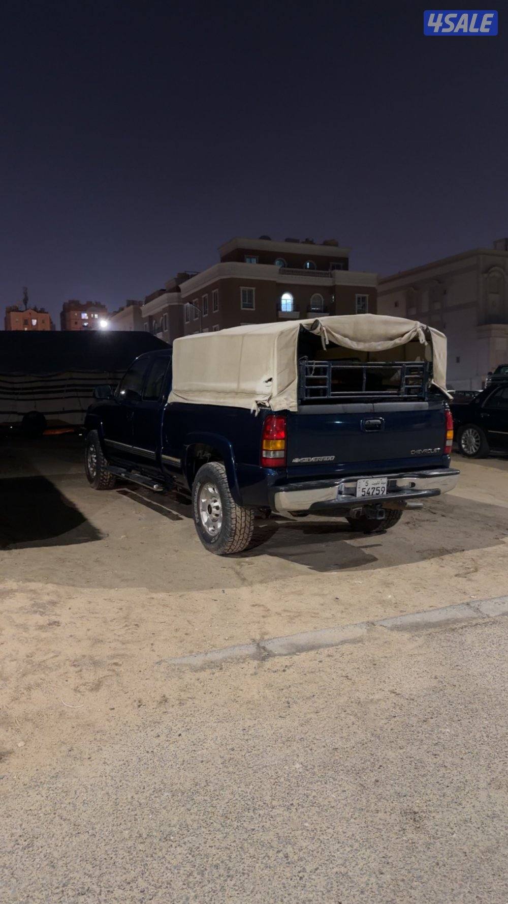 للبيع وانيت غماره ونص شفروليت  شاصي جيد  صبغ تجميلي 2001 يوجد فحص3