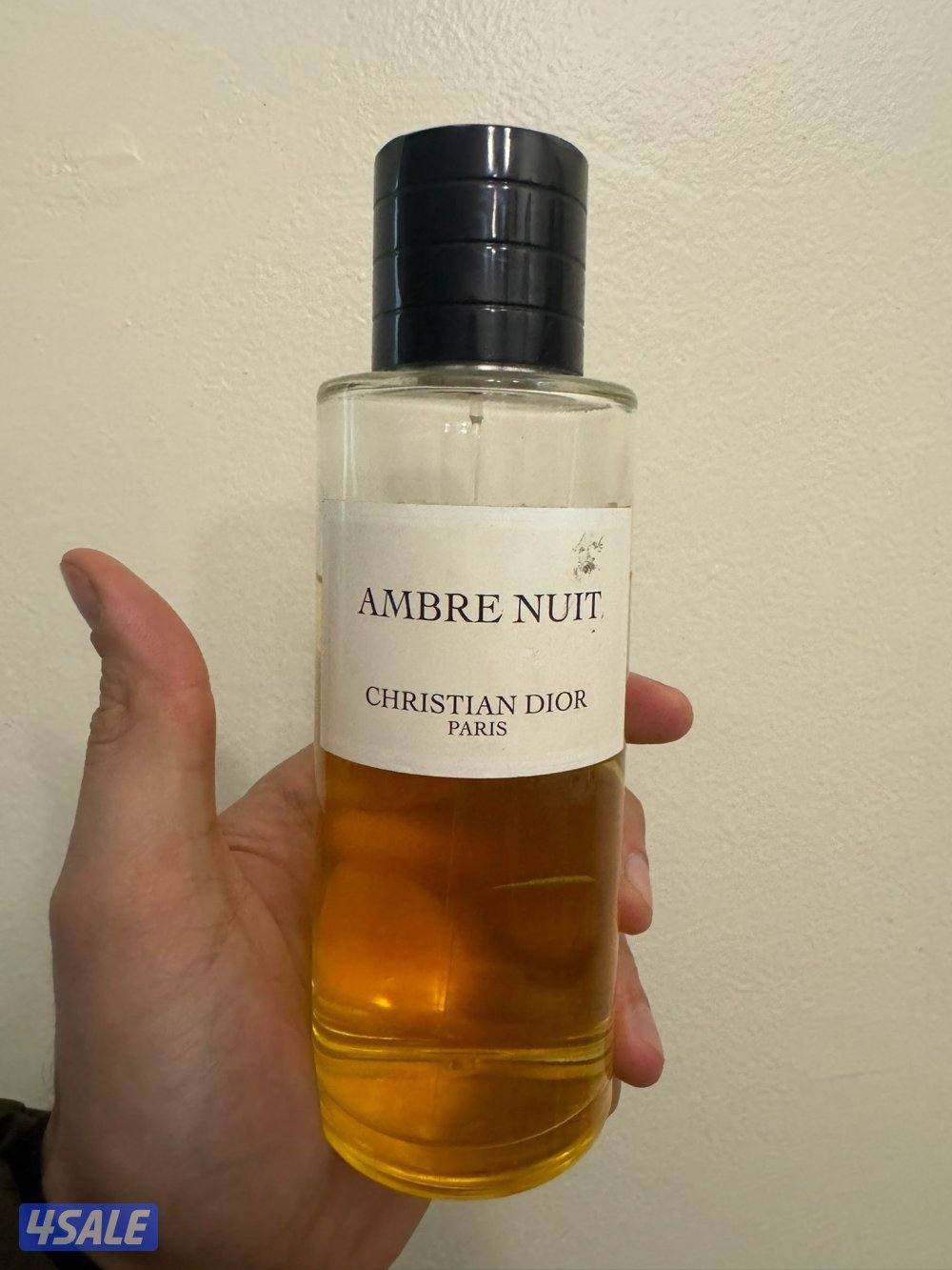 للبيع عطر ديور Santal0