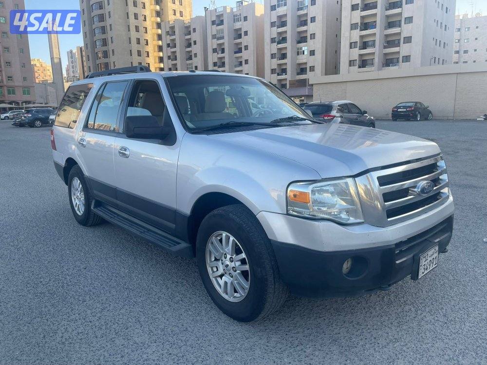 فورد اكسبدشن سلفر 2013 ، بحاله ممتازه لا تحتاج مصاريف ، سيرفيس منتظم1