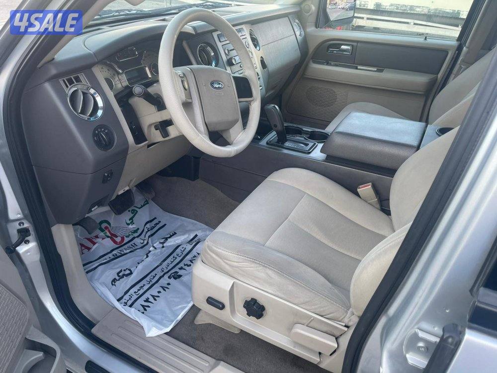 فورد اكسبدشن سلفر 2013 ، بحاله ممتازه لا تحتاج مصاريف ، سيرفيس منتظم6