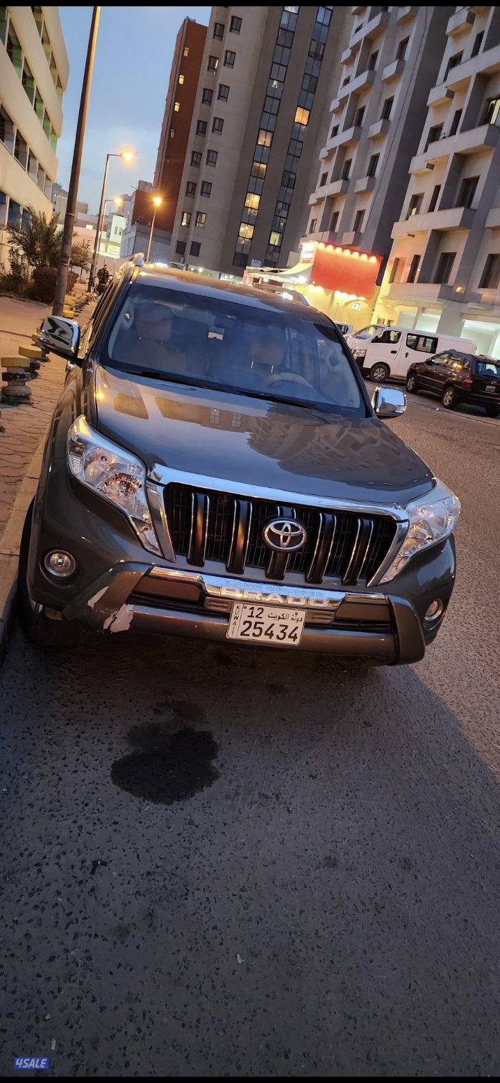 🚘 للبيع: تويوتا برادو TXL 📅 موديل: 20142
