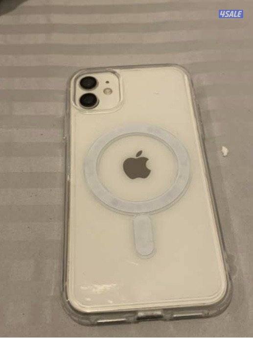 آيفون ١١ للبيع مبدل شاشه والباقي حاله الوكاله ب ٥٥0