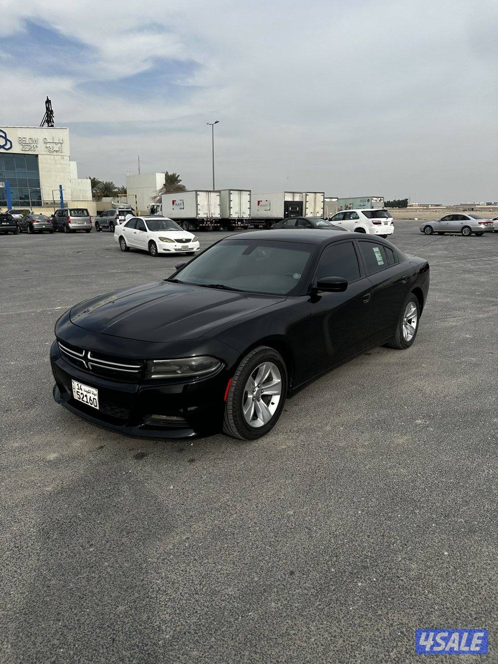 للبيع دوج تشارجر0