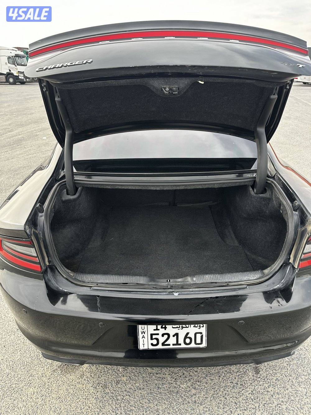 للبيع دوج تشارجر4