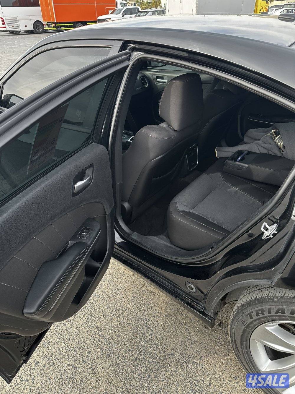 للبيع دوج تشارجر7