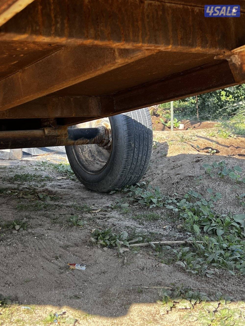 للبيع قلص حق باقي سياره حجم 1200 الطول 3.5 والعرض 2 جاهز للسحب توايرجد1