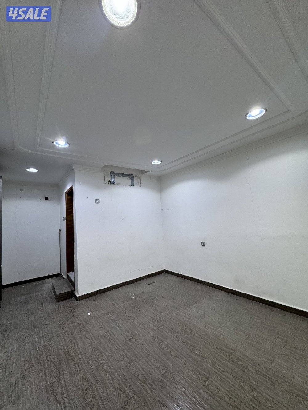 اللي يبي النظيف1