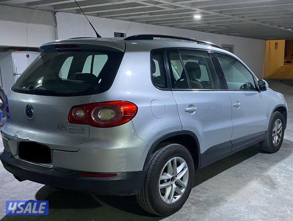 للبيع فولكس تيجوان موديل ٢٠١١1