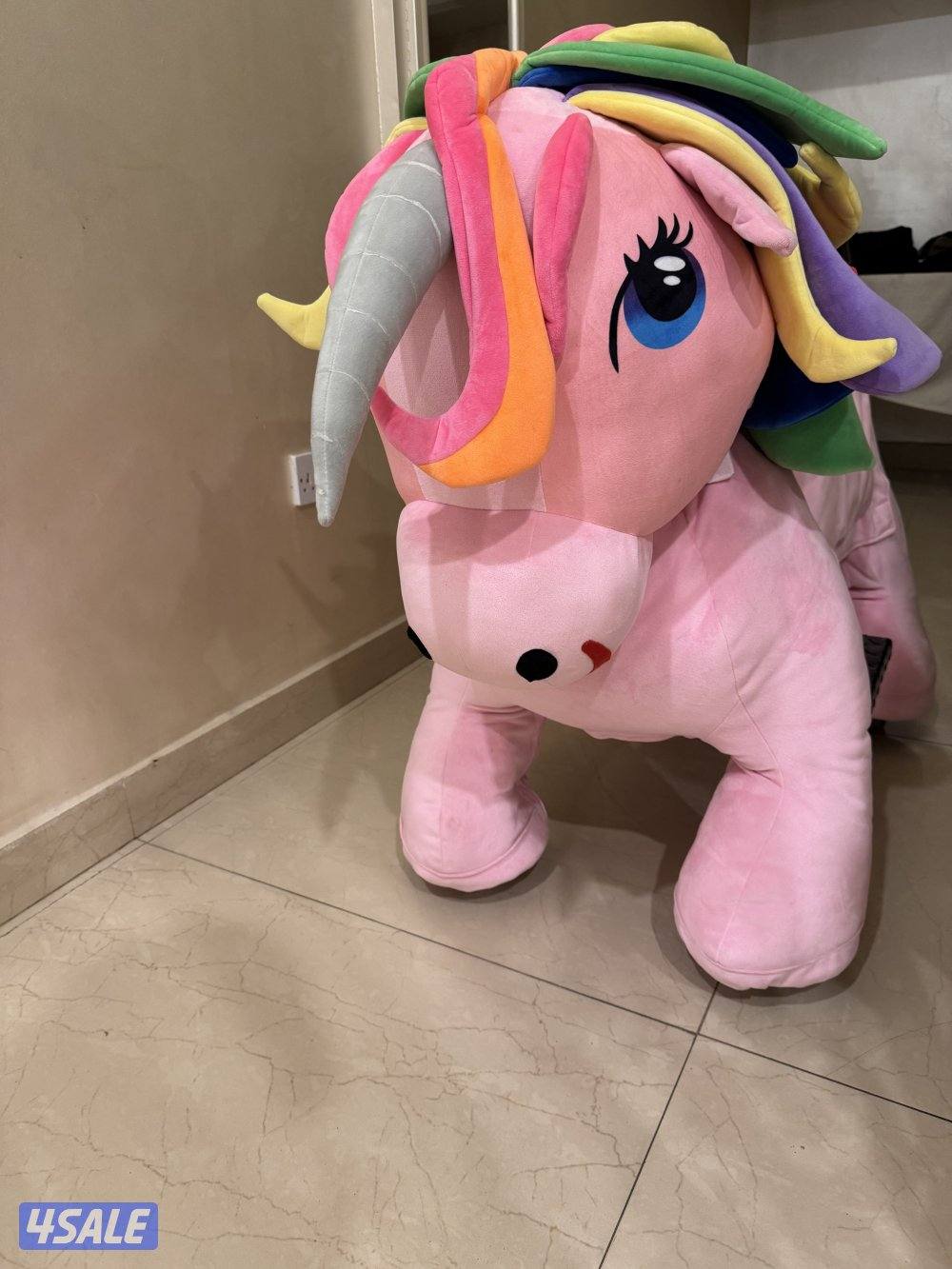 للبيع ثلاث سيارات العاب للأطفال التواصل بالواتساب6