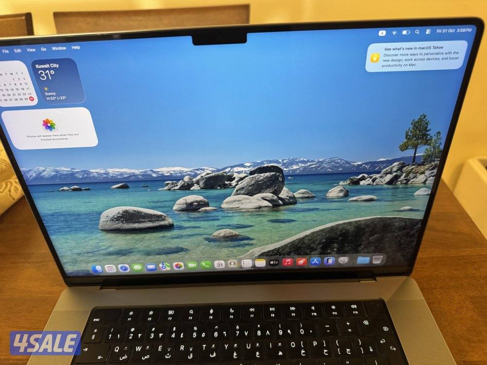 لابتوب ابل ماك بوك برو ام 2 شاشة 16 انش 16 جيجا رام بملحقاته والكرتون12