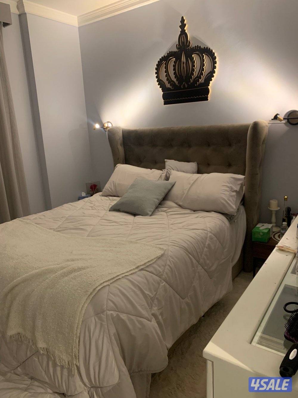 للبيع شقه خلو0