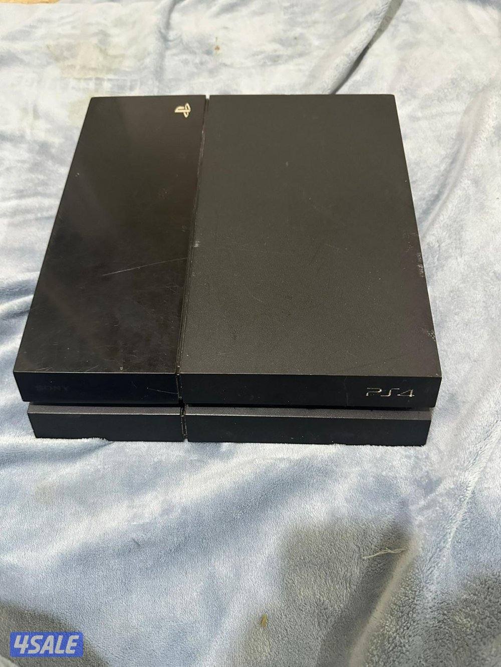 نشتري جميع انواع البلاستيشن فور وفايف حتي لو سكراب نشتريها3