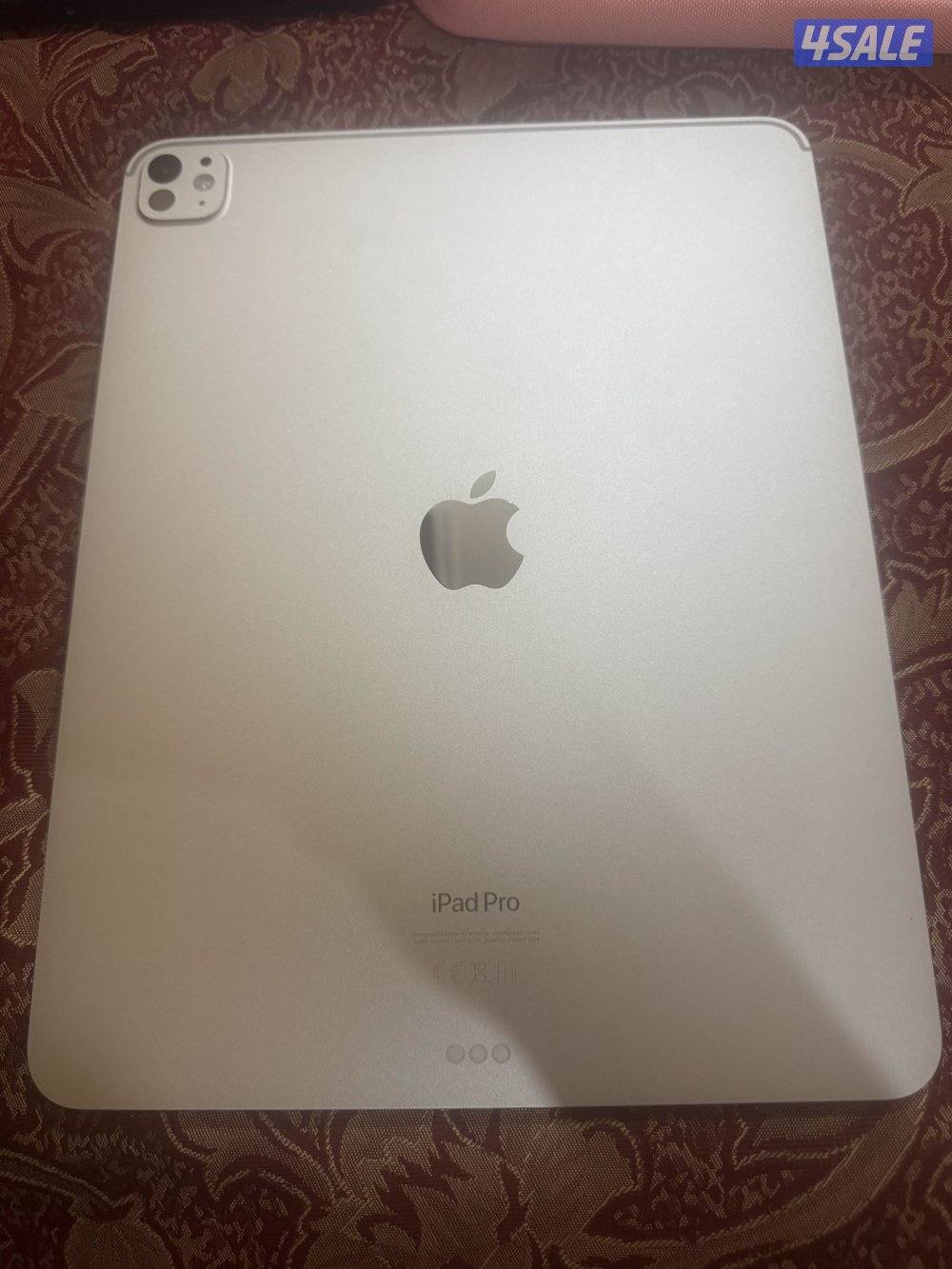 ايباد برو 13 m4 نظيف ولا زلغ شبه جديد2